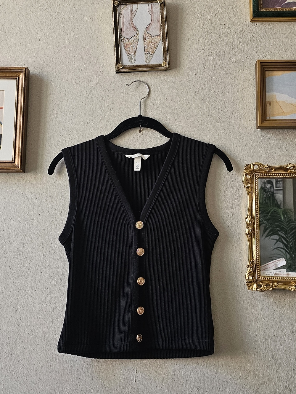 Ribbed Button Front Vest